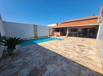 Casa · 136m² · 2 Quartos · 4 Vagas · Casa para venda e aluguel em Jardim São Mateus de 136.00m² com 2 Quartos, 1 Suite e 4 Garagens