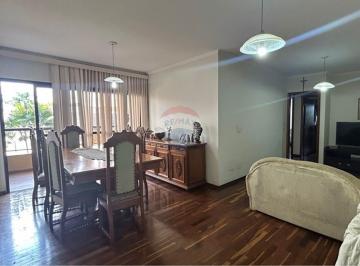 Apartamento · 137m² · 3 Quartos · 2 Vagas · Apartamento para venda em Centro de 137.00m² com 3 Quartos, 2 Suites e 2 Garagens