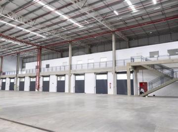 Comercial · 6629m² · 15 Vagas · Galpão / Depósito / Armazém para alugar em Bairro Inválido de 6629.00m² com 15 Garagens
