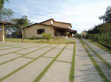 Casa · 459m² · 4 Quartos · 3 Vagas · Casa para venda em Suru de 459.00m² com 4 Quartos, 4 Suites e 3 Garagens