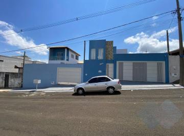 Casa · 280m² · 3 Quartos · 6 Vagas · Casa para venda em Jardim Regina de 280.00m² com 3 Quartos, 1 Suite e 6 Garagens