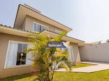 Casa · 295m² · 4 Quartos · 5 Vagas · Casa para venda em Centro de 295.00m² com 4 Quartos, 3 Suites e 5 Garagens