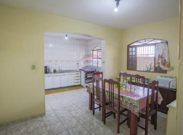 Casa · 184m² · 2 Quartos · 1 Vaga · Casa para venda em Parque Das Laranjeiras de 184.02m² com 2 Quartos, 1 Suite e 1 Garagem