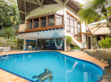 Casa · 700m² · 4 Quartos · 5 Vagas · Casa para venda em Condomínio Domingas Dias de 700.00m² com 4 Quartos, 4 Suites e 5 Garagens