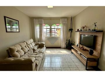 Casa · 364m² · 3 Quartos · 2 Vagas · Casa para venda em Aparecida de 364.00m² com 3 Quartos, 1 Suite e 2 Garagens