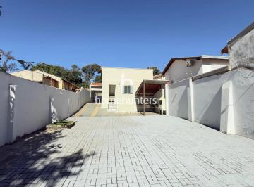 Casa · 396m² · 1 Quarto · 13 Vagas · Casa para venda e aluguel em Bosque de 396.00m² com 1 Quarto e 13 Garagens