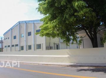 Comercial · 1473m² · 20 Vagas · Galpão / Depósito / Armazém para venda e aluguel em São Roque Da Chave de 1473.00m² com 20 Garagens