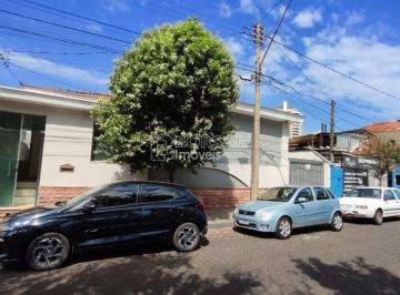 Casa · 262m² · 4 Quartos · 3 Vagas · Casa para venda e aluguel em Centro de 262.00m² com 4 Quartos, 1 Suite e 3 Garagens