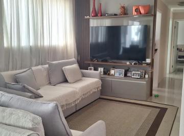 Apartamento · 150m² · 3 Quartos · 1 Vaga · Apartamento para venda em Centro de 150.00m² com 3 Quartos, 1 Suite e 1 Garagem