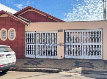 Casa · 230m² · 3 Quartos · 2 Vagas · Casa para venda em Vila Independência de 230.00m² com 3 Quartos, 1 Suite e 2 Garagens