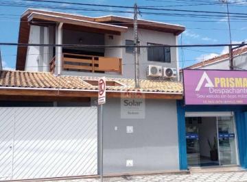 Casa · 340m² · 5 Quartos · 2 Vagas · Casa para venda em Centro de 340.00m² com 5 Quartos, 1 Suite e 2 Garagens