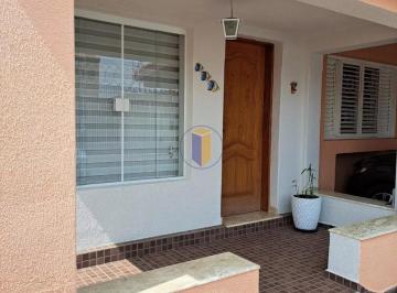 Casa · 270m² · 3 Quartos · 1 Vaga · Casa para venda em Centro de 270.00m² com 3 Quartos, 1 Suite e 1 Garagem