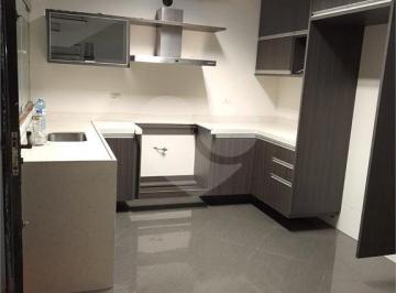 Casa · 172m² · 3 Quartos · 2 Vagas · Sobrado para venda em Vila Palmares de 172.00m² com 3 Quartos e 2 Garagens