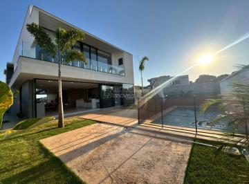Casa · 357m² · 4 Quartos · 4 Vagas · Casa de Condomínio para venda em Quinta Das Laranjeiras de 357.00m² com 4 Quartos, 4 Suites e 4 Gara