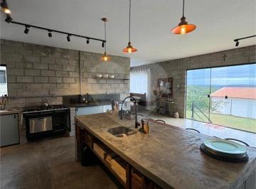 Rural · 230m² · 6 Quartos · 40 Vagas · Fazenda / Sítio para venda em Vila Nova Mairinque de 230.00m² com 6 Quartos, 6 Suites e 40 Garagens