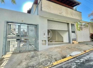 Casa · 257m² · 3 Quartos · 1 Vaga · Casa para venda em Parque São Matheus de 257.00m² com 3 Quartos, 2 Suites e 1 Garagem