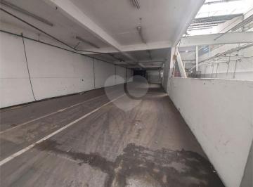 Comercial · 8686m² · 30 Vagas · Galpão / Depósito / Armazém para alugar em Distrito Industrial de 8686.00m² com 30 Garagens