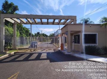 Apartamento · 45m² · 2 Quartos · 1 Vaga · Apartamento para venda em Centro de 45.00m² com 2 Quartos e 1 Garagem
