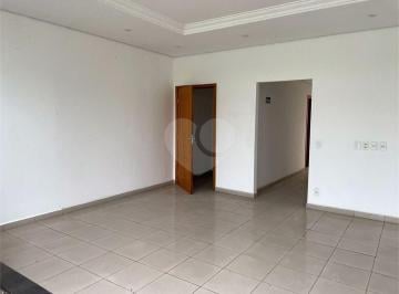 Comercial · 2866m² · 12 Vagas · Galpão / Depósito / Armazém para alugar em Vila Salles de 2866.00m² com 12 Garagens