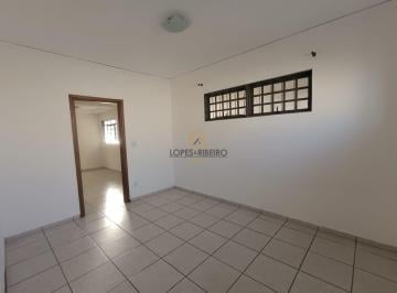 Casa · 130m² · 3 Quartos · 2 Vagas · Casa para alugar em Vila Maria de 130.00m² com 3 Quartos e 2 Garagens