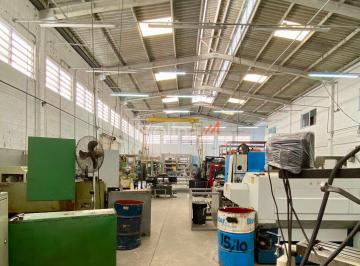 Comercial · 713m² · Galpão / Depósito / Armazém para venda em Núcleo Industrial Vereador Alcides Celestino Filho de 713.