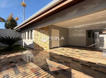 Casa · 232m² · 3 Quartos · 6 Vagas · Casa para venda em Residencial Furlan de 232.00m² com 3 Quartos, 1 Suite e 6 Garagens