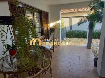 Casa · 316m² · 4 Quartos · 2 Vagas · Casa para venda em Jardim Das Colinas de 316.00m² com 4 Quartos, 3 Suites e 2 Garagens