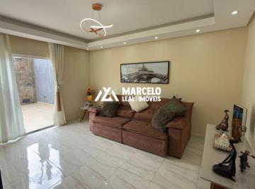 Casa · 130m² · 3 Quartos · 4 Vagas · Casa para venda em Felícia de 130.00m² com 3 Quartos, 2 Suites e 4 Garagens
