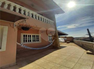 Casa · 322m² · 4 Quartos · 6 Vagas · Sobrado para venda em Jardim Guapituba de 321.70m² com 4 Quartos, 1 Suite e 6 Garagens