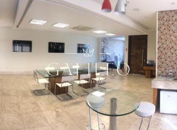 Comercial · 250m² · 3 Vagas · Sala Comercial para alugar em Parque Das Vinhas de 250.00m² com 3 Garagens
