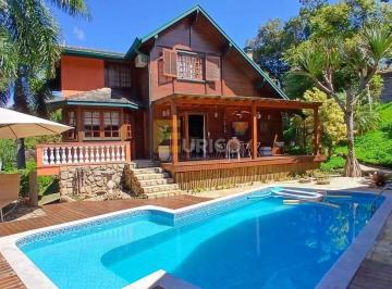 Casa · 407m² · 4 Quartos · 6 Vagas · Casa de Condomínio para alugar em Condomínio Estância Marambaia de 407.00m² com 4 Quartos, 1 Suite e