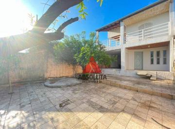 Casa · 120m² · 3 Quartos · 2 Vagas · Casa para alugar em Brieds de 120.00m² com 3 Quartos e 2 Garagens