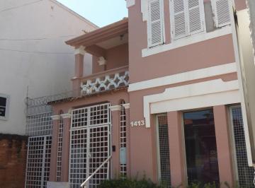 Casa · 200m² · 3 Quartos · 3 Vagas · Casa para alugar em Centro de 200.00m² com 3 Quartos, 1 Suite e 3 Garagens