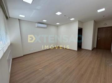 Comercial · 3711m² · 1 Vaga · Sala Comercial para alugar em Centro de 3711.00m² com 1 Garagem