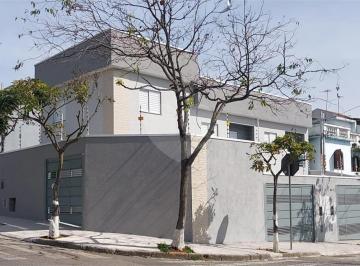 Casa · 64m² · 2 Quartos · 1 Vaga · Sobrado para venda em Jardim Utinga de 64.00m² com 2 Quartos, 1 Suite e 1 Garagem