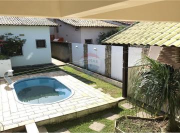 Casa · 155m² · 3 Quartos · 2 Vagas · Casa de 2 Quartos com Piscina e edícula com Suíte no Jardim Atlântico Central, Itaipuaçu.