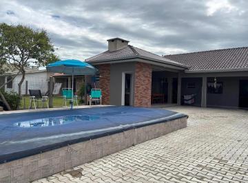 Casa · 150m² · 3 Quartos · 🏡 Excelente oportunidade no litoral – conforto, lazer e espaço para toda a família!