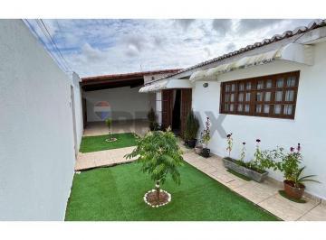 Casa · 280m² · 3 Quartos · 2 Vagas · "Encantadora Casa Reformada, com piscina grande, em Nova Parnamirim"