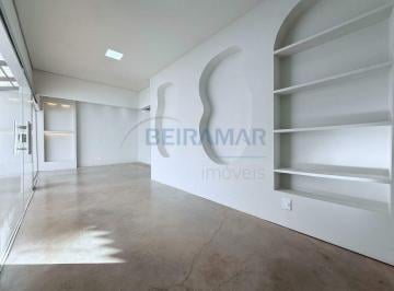 Comercial · 340m² · 3 Vagas · QNA 19 – Imóvel Comercial Reformado, Amplo e com Vaga de Garagem – Taguatinga Norte
