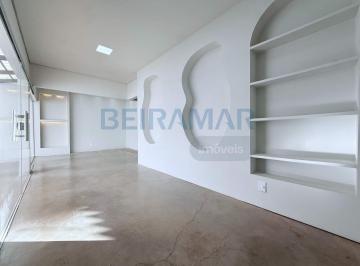 Comercial · 340m² · 3 Vagas · QNA 19 – Imóvel Comercial Reformado, Amplo e com Vaga de Garagem – Taguatinga Norte