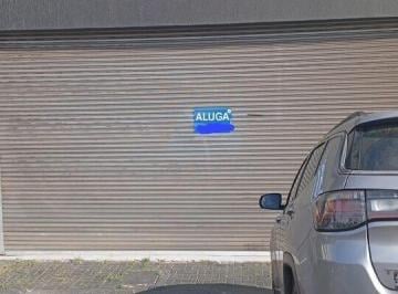 Comercial · 130m² · 2 Vagas · Sala Comercial de 130m² na Vila Junqueira ? Atibaia/SP Valor de Locação: R$ 7.500,00 / mês (IPTU Inc
