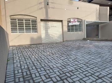 Comercial · 270m² · 8 Vagas · Galpão Comercial de 270m² em 2 Andares no Centro de Atibaia/SP