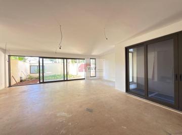 Casa · 563m² · 3 Quartos · 4 Vagas · Casa a venda no Brooklin, 3 suítes + escritório - 563m2!