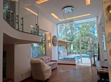 Casa · 315m² · 4 Quartos · 4 Vagas · CASA VENDA CONDOMÍNIO VITÓRIA RÉGIA COM 4 QUARTOS 3 SUÍTES 4 VAGAS