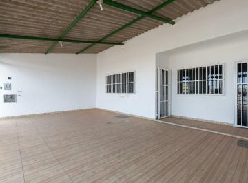 Casa · 100m² · 3 Quartos · 5 Vagas · Casa para Locação – QNL 01 Conjunto H | Espaço, Conforto e Excelente Localização - 3 qts - 1 suíte
