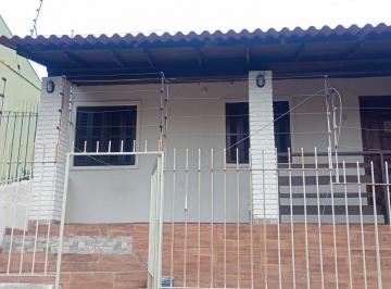 Casa · 130m² · 4 Quartos · 1 Vaga · Excelente Oportunidade!! Casa no Jardim Carvalho com 4d (1 suite), 2 banheiros e garagem!!Valor R$ 5