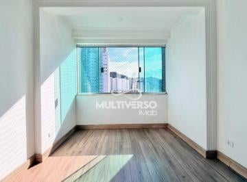 Apartamento · 77m² · 2 Quartos · 1 Vaga · Apartamento varanda integrada 2 dormitórios frente no Campo Grande em Santos