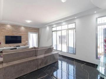 Casa · 161m² · 3 Quartos · 4 Vagas · Excelente casa térrea - 3 dormitórios sendo 1 suíte e 4 vagas.