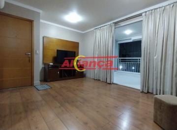 Apartamento · 94m² · 3 Quartos · 2 Vagas · Apartamento com 94m² à locação, 3 quartos, suíte, 2 vagas, no Centro de Guarulhos/SP