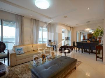 Apartamento · 173m² · 3 Quartos · 3 Vagas · Apartamento mobiliado em andar alto com 3 suítes e 3 vagas de garagem